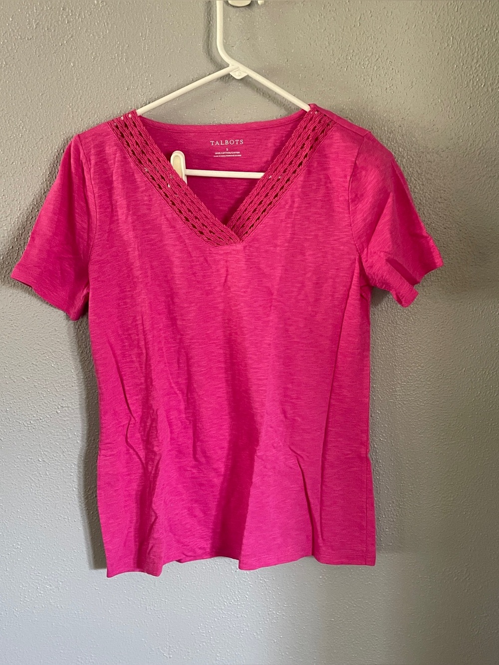 Talbots Pink V-Neck T-Shirt Womens Size S
